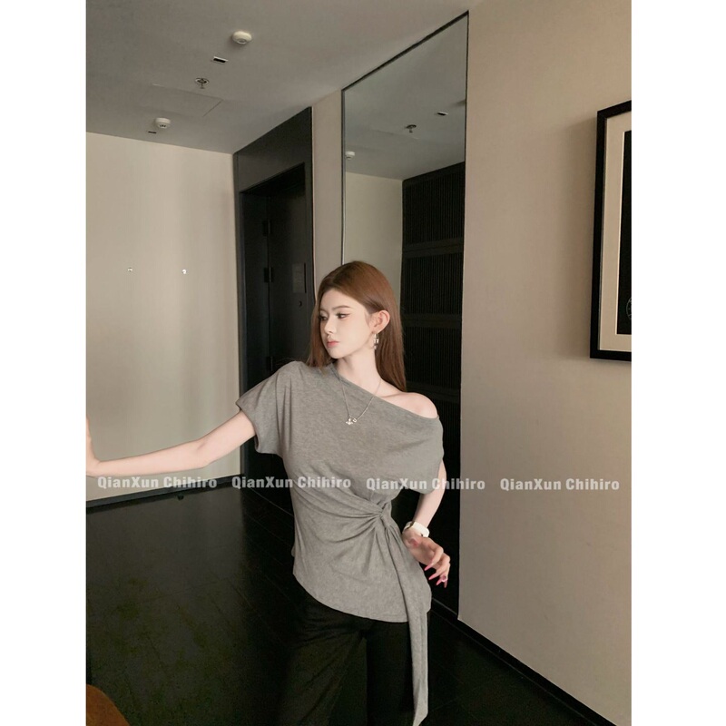 【Qianxun Carefully Selected】Fashionable Design, Slim Fit, Waist-Cinching, Tie-Up, Solid Color T-Shirt Pre-Qxc6Tx6816 【Qianxun Carefully Selected】Fashionable Design, Slim Fit, Waist-Cinching, Tie-Up, Solid Color T-Shirt Pre-Qxc6Tx6816