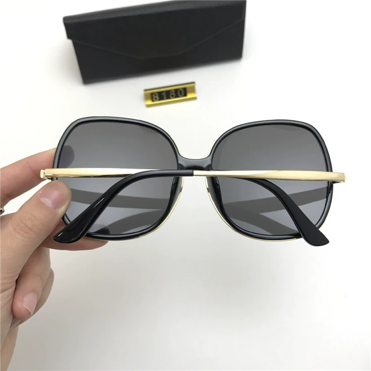 2018 thời trang mới 8160 nữ kính râm hộp lớn cá tính kính màu thoải mái kính râm nhẹ