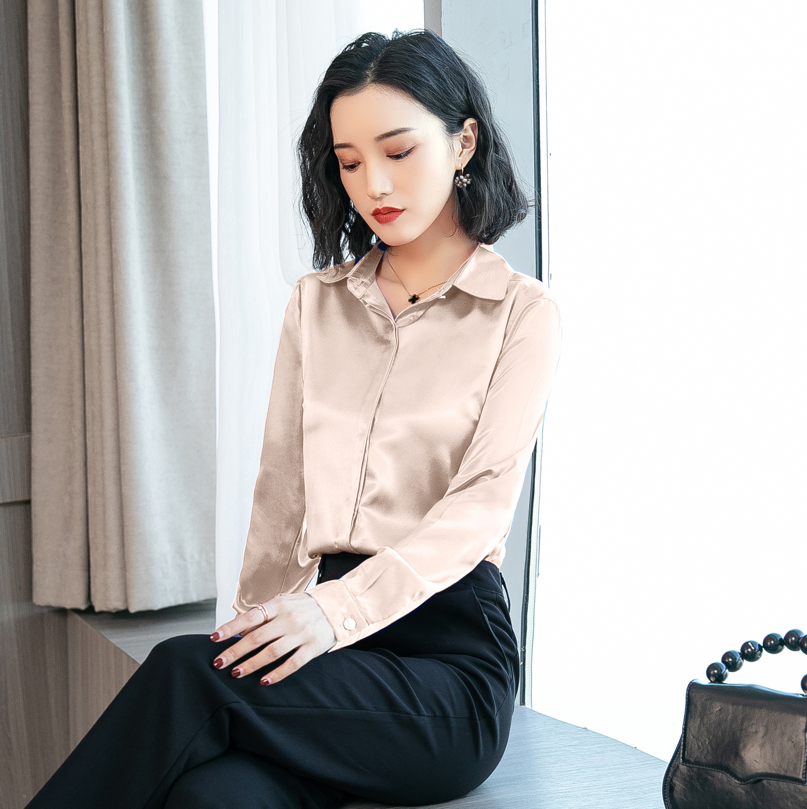 VK旗艦店 韓國風復古氣質淑女彈力緞面襯衫長袖上衣