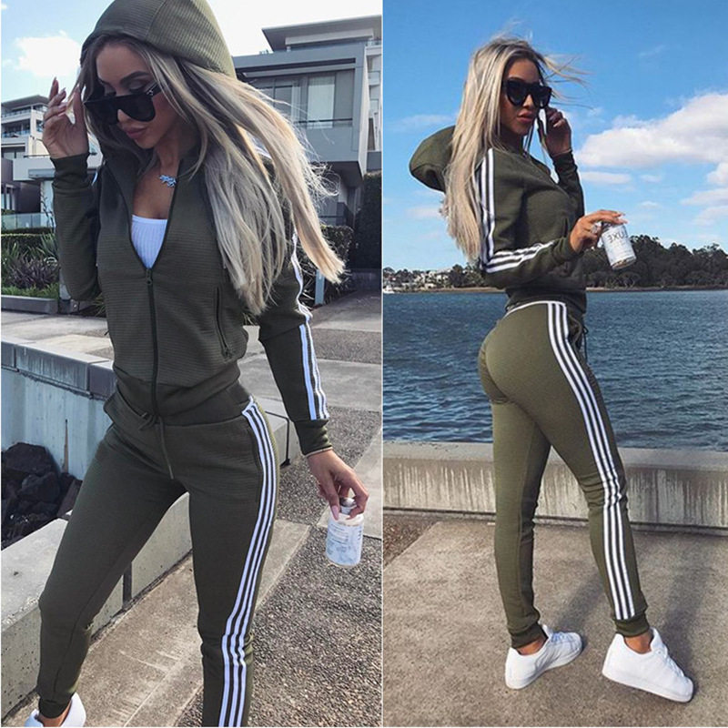 New sports and leisure suit fashion clothes set women