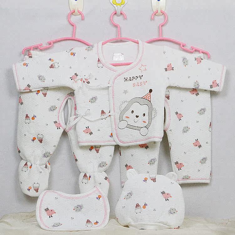 Coffret cadeau pour nouveau-né - vêtements - Ref 1960704 Image 31