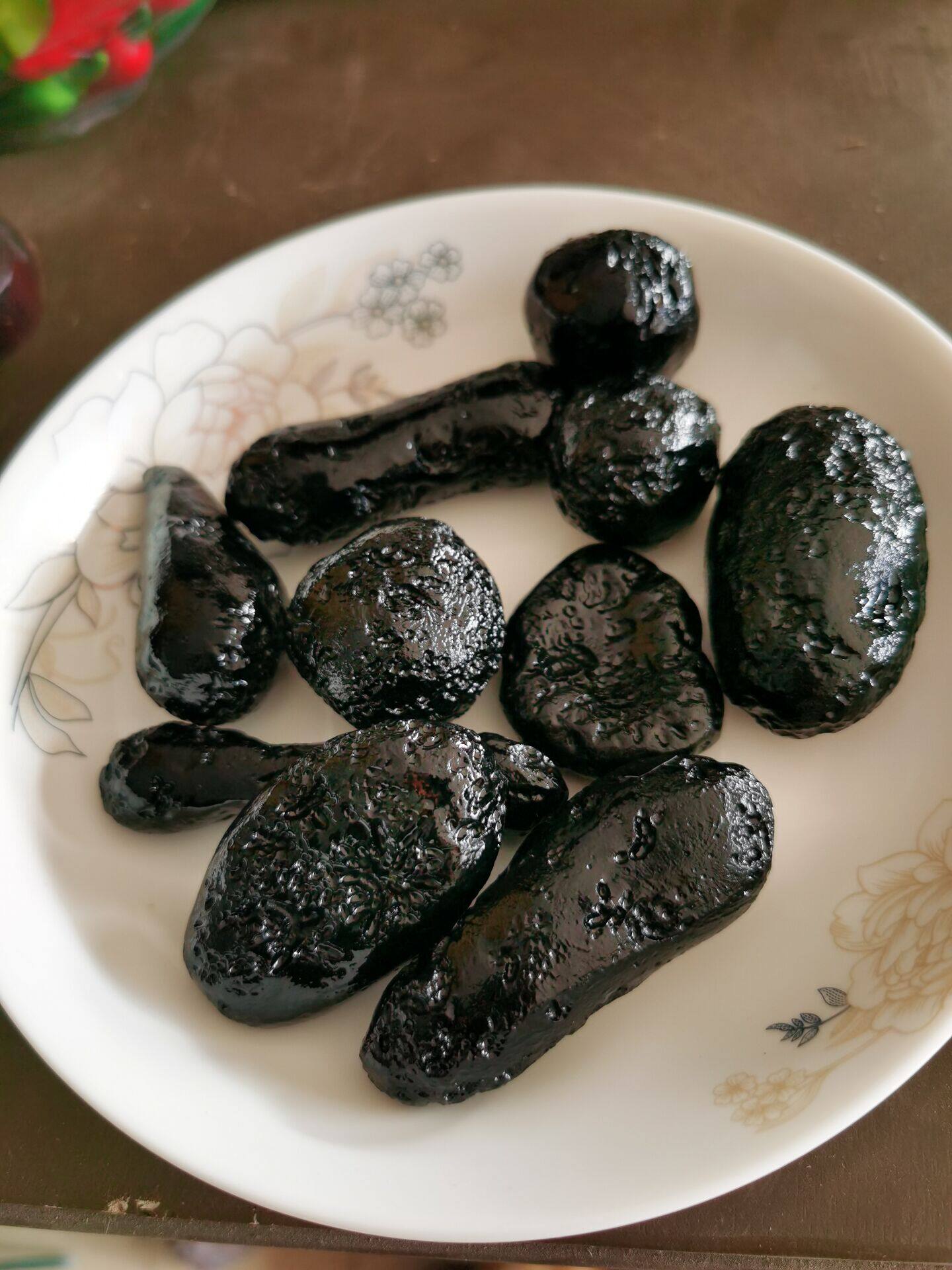 Glass meteorite Lei Gongmo Alien Star Shit Iron Meteorite Olive Meteorite 500 grams