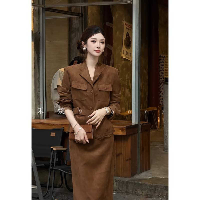 He Wan【Wild Rose】Modern Hunting Outfit Set for Women, Waist-Cinching Skirt, Lace Jacket, Autumn Two-Piece Set