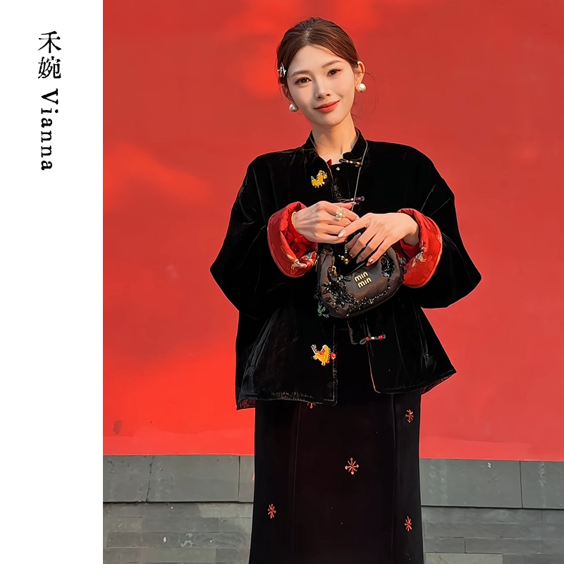 He Wan [Five Blessings Little Horse] New Chinese Style Goose down Jacket for Women 2026 New Winter Velvet Double-Sided Wearable down Coat