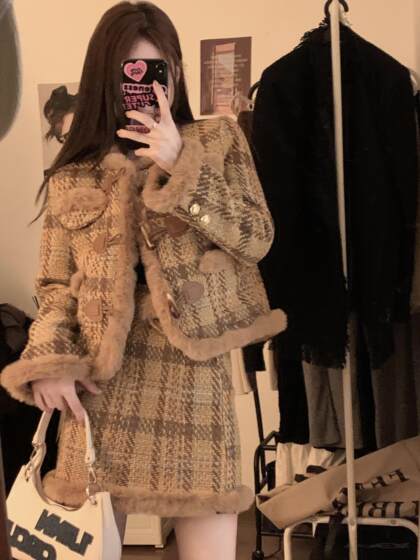 French raw edge plaid long-sleeved small fragrant style jacket high-waisted skirt for women 2026 autumn new fashion suit trend