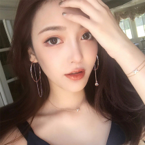 Exaggerated big earrings 2020 New Tide Korean temperament Net red earrings female personality design sense asymmetric earrings