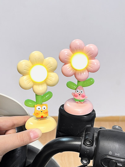 电动车花朵摆件灯可爱卡通掌门狗电瓶车自行车夜骑警示灯装饰配件
