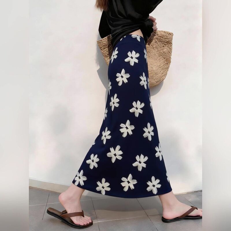 Summer New Style Gentle Korean Style Printed Skirt for Women Commuting Elastic High-Waisted Slimming Design Mid-Length Skirt Blue Summer New Style Gentle Korean Style Printed Skirt for Women Commuting Elastic High-Waisted Slimming Design Mid-Length Skirt Blue