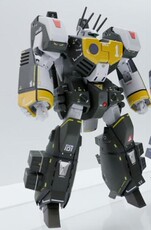 «Роботек» (Robotech) 万代 dx超合金 超时空要塞 vf-1jap