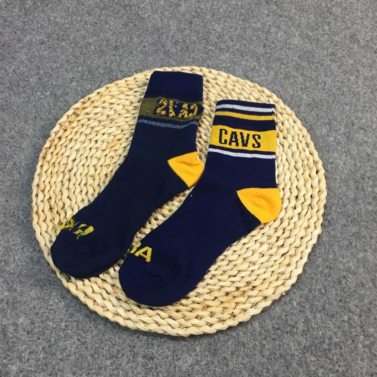 Của nam giới thể thao bóng rổ elite vớ terry dưới thoáng khí wicking ngắn socks casual skateboard hip-hop vớ thủy triều tất cổ cao