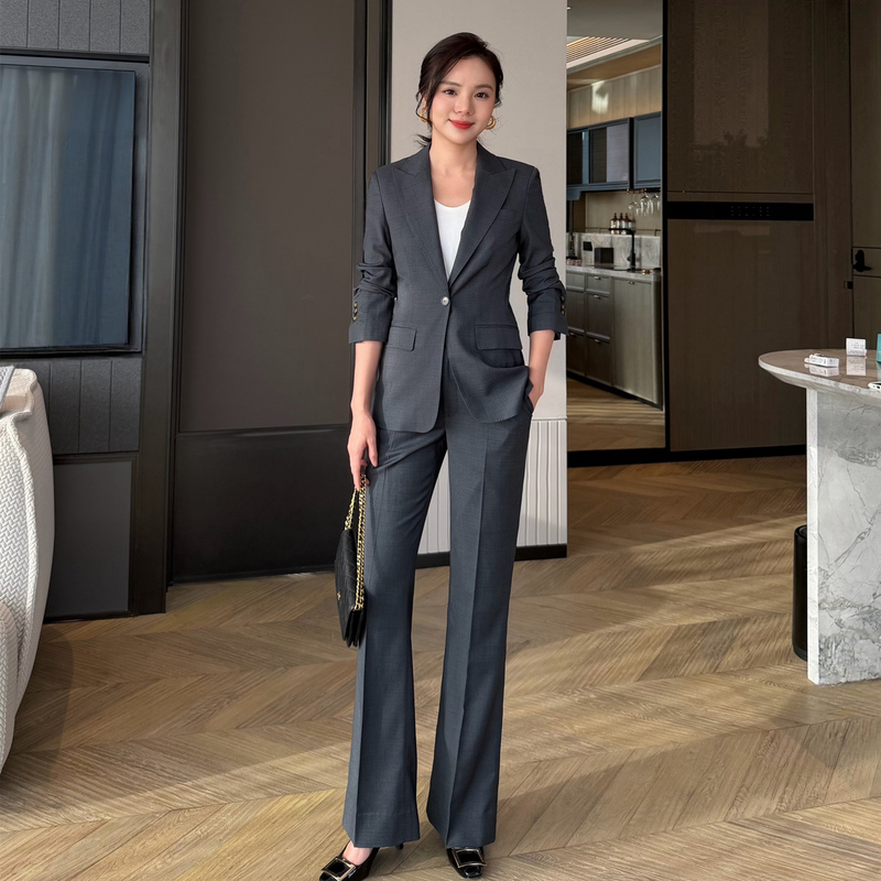 Summer Thin Style Dark Gray Professional Suit Set for Women, High-End Commuter Suit with Straight-Leg Pants, Interview Formal Wear