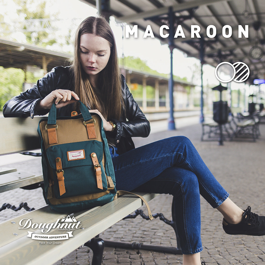 [USD 121.49] Doughnut Macaroon Donut Women Outdoor Casual Travel