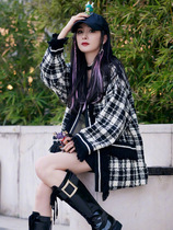Star Yang power the same black and white plaid thick wool line little fragrant wind sweater jacket woman in the middle of a flowered sweater blouse