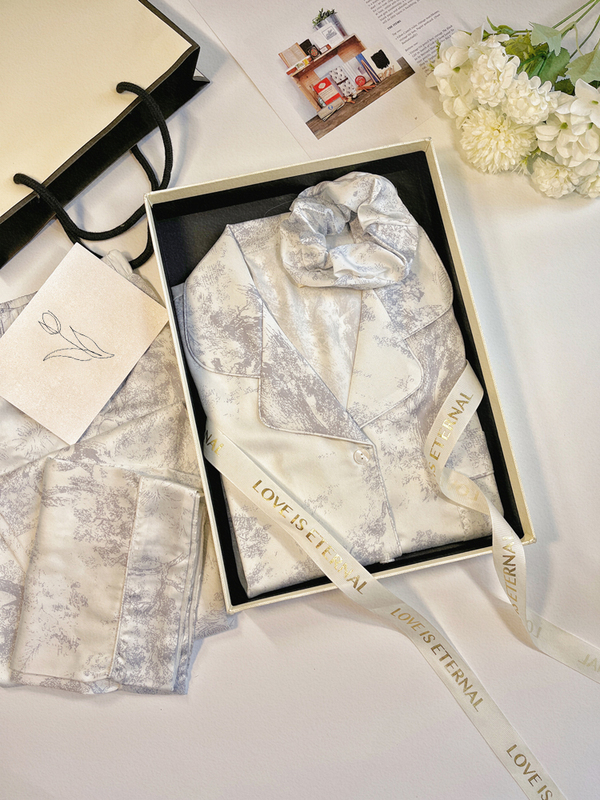 100% Mulberry Silk [Vctoria] Silk Pajamas for Women, Spring and Summer, Birthday Gift for Best Friend or Girlfriend