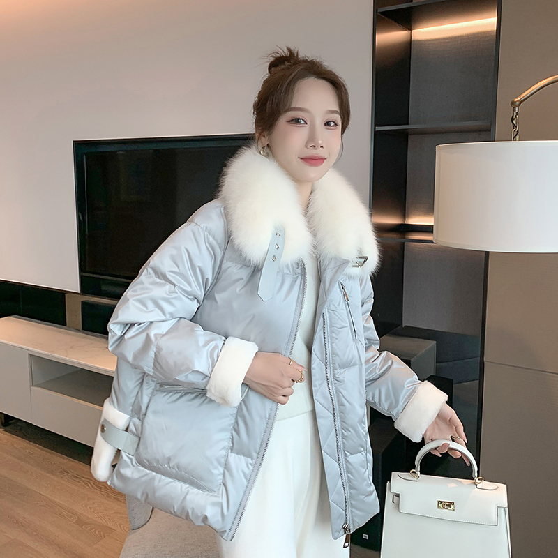 2021 new fox fur collar sheep fur all-in-one stitching down jacket women's short European station small Y17