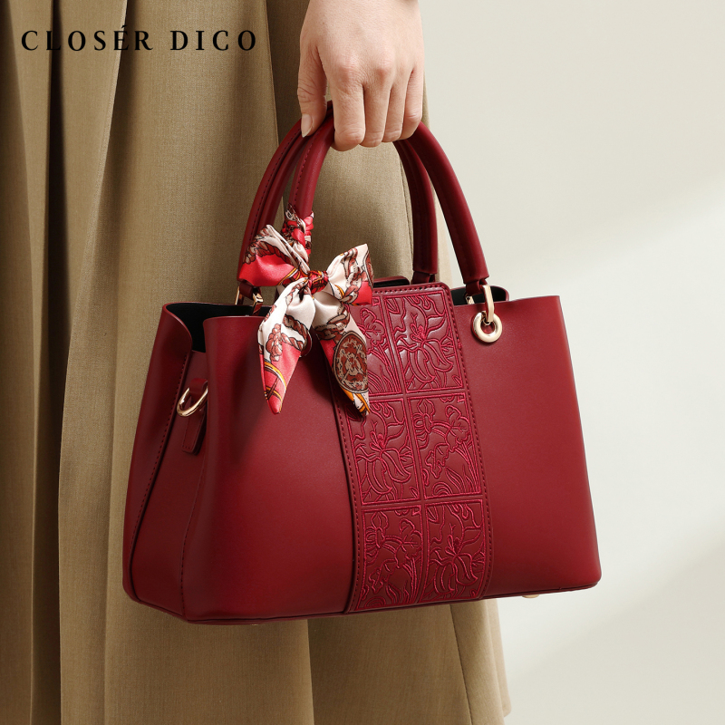 Wedding Bag, Mother's Bag, 2026 New Model, Women's Handbag, Elegant and Festive, Mother-In-Law's Wedding Banquet Bag, Bride's Red Wedding Bag Wedding Bag, Mother's Bag, 2026 New Model, Women's Handbag, Elegant and Festive, Mother-In-Law's Wedding Banquet Bag, Bride's Red Wedding Bag