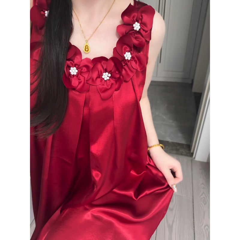 Light Luxury and High-End Princess-Style Acetate Satin Ice Silk Pajamas for Women, Sleeveless Camisole Nightdress with Chest Pads, Loungewear Light Luxury and High-End Princess-Style Acetate Satin Ice Silk Pajamas for Women, Sleeveless Camisole Nightdress with Chest Pads, Loungewear