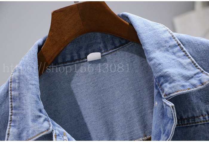 Áo khoác ngắn nữ mùa thu hoang dã cao eo bat tay áo choàng áo denim chia nhỏ áo khoác nữ dài tay áo khoác áo kiểu trung niên u50