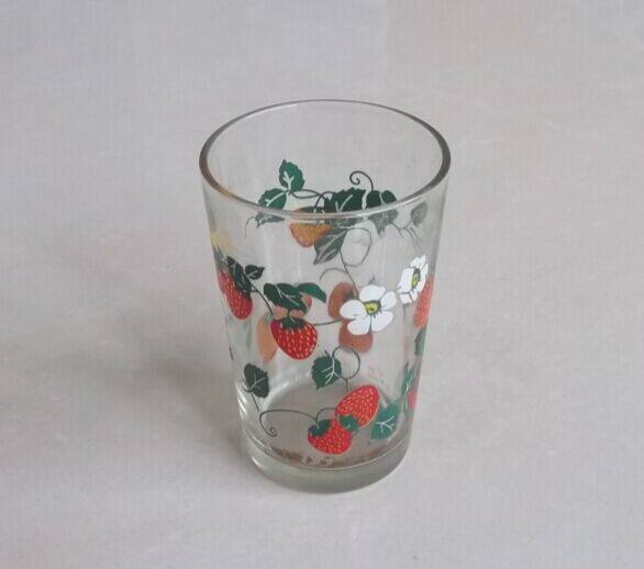 Cultural Revolution glass strawberry stained water cup nostalgia collection memorial cup set up hot sales