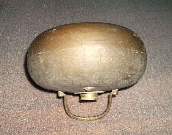 The old brass of the Republic of China, the bronze soup of the old bronze, the great ancient play of nostalgic bronze ware antique old objects collection and the collection of hot pins