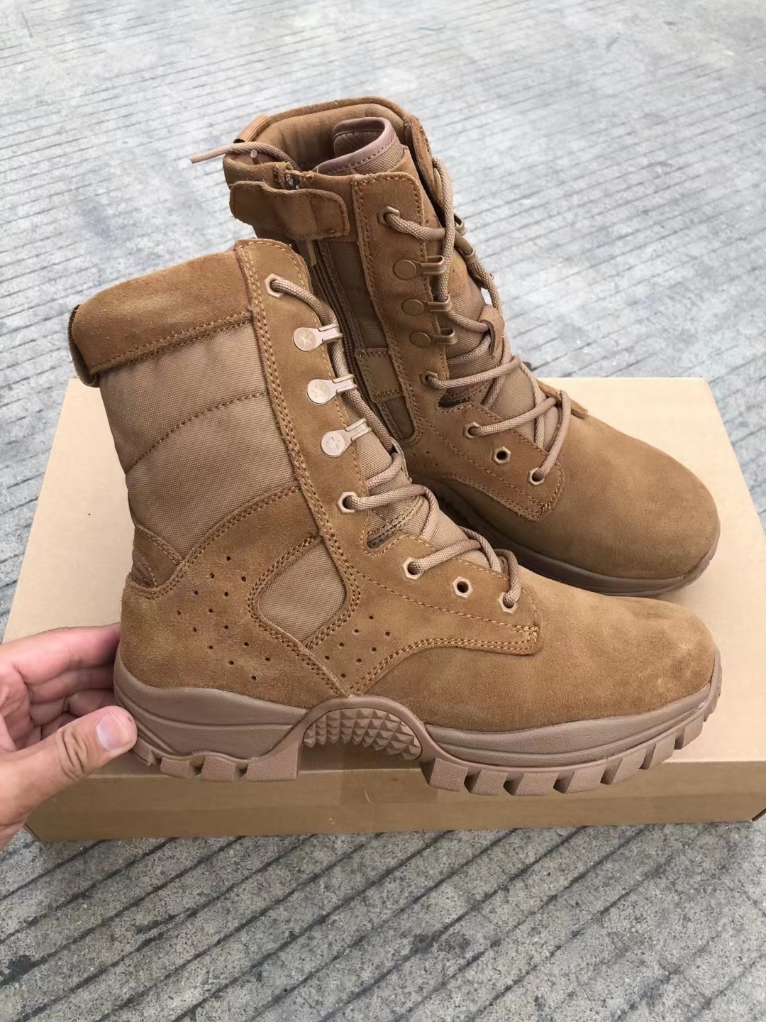 Flip high waist safety shoes