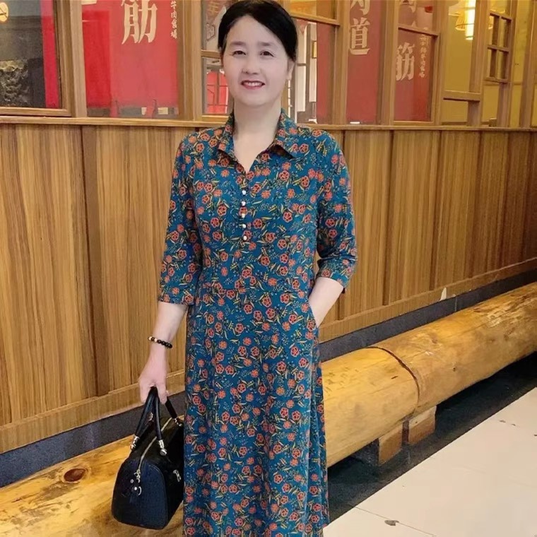 Middle-Aged and Elderly Women's Three-Quarter Sleeve Shirt Collar Floral Dress Slim Fit Stretch Mid-Length Pullover 2026 Spring and Summer Style
