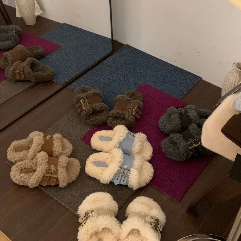Sangpo Autumn and Winter Teddy Lamb Fur Buckle Slippers for Women, Thick-Soled Warm Outdoor Slippers, Plush Cotton Slippers Sangpo Autumn and Winter Teddy Lamb Fur Buckle Slippers for Women, Thick-Soled Warm Outdoor Slippers, Plush Cotton Slippers