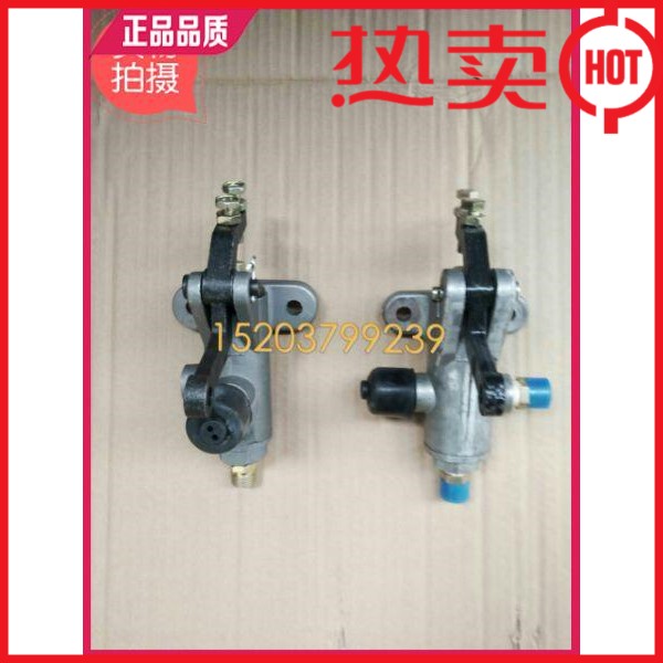 China's one - tower red tractor brake pump brake pump assembly with ME MF series original accessories