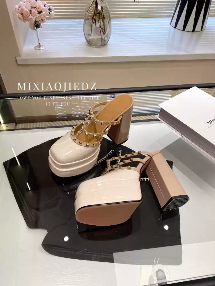 Женские летние новые стиль sandals для верхней одежды 13см цветной блок rivet высокие каблуки водонепроницаемая платформа носок-носок сандалии толстая подошва женские туфли