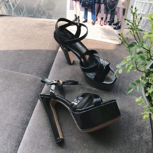 2024 New Sandals Cow Patent Leather Genuine Heel Thick High Heel Waterproof Platform White Square Toe Shoes Female Socialite Temperament 15cm Super