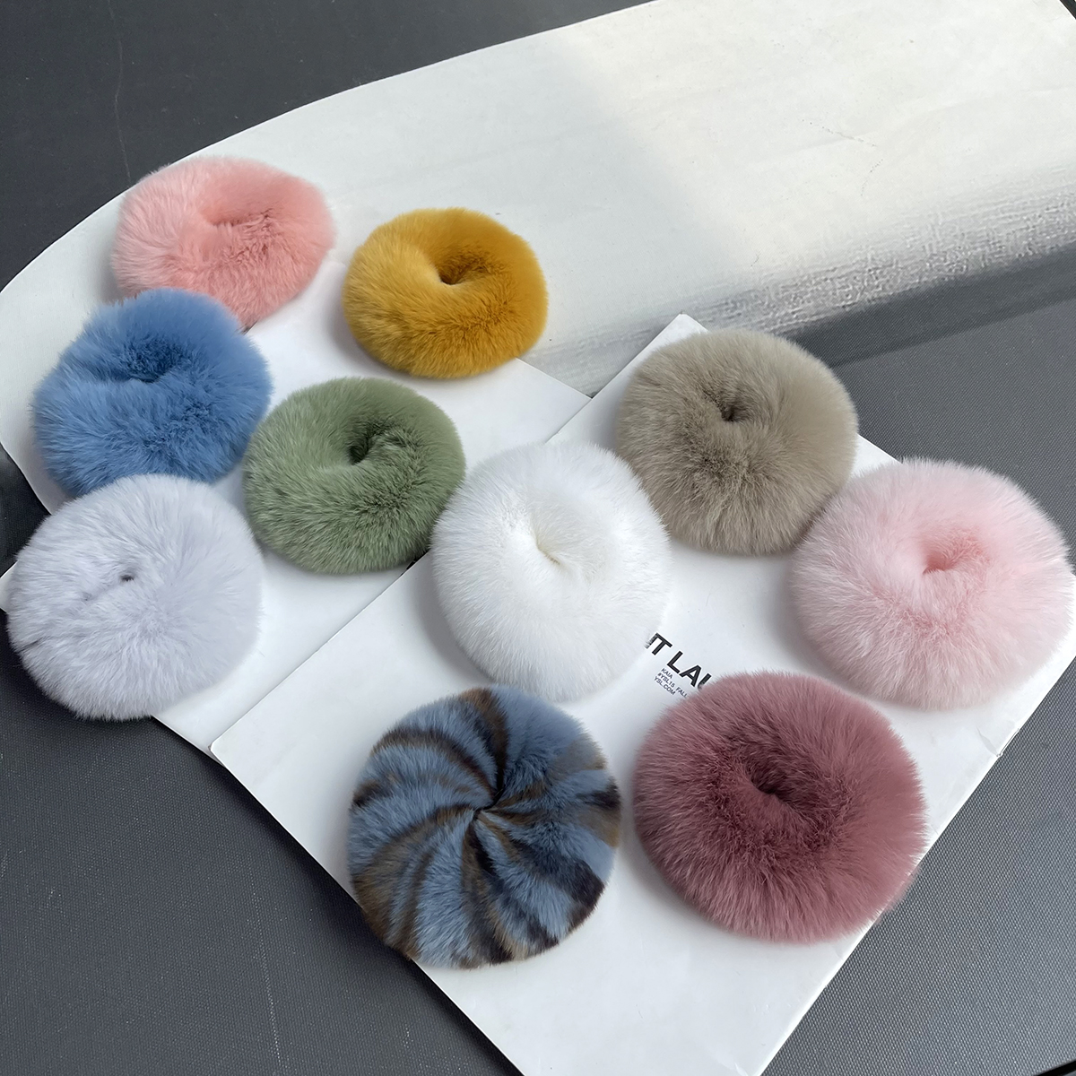 Simple Style Solid Color Rabbit Fur Hair Tie display picture 4