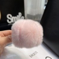 Светло-розовый