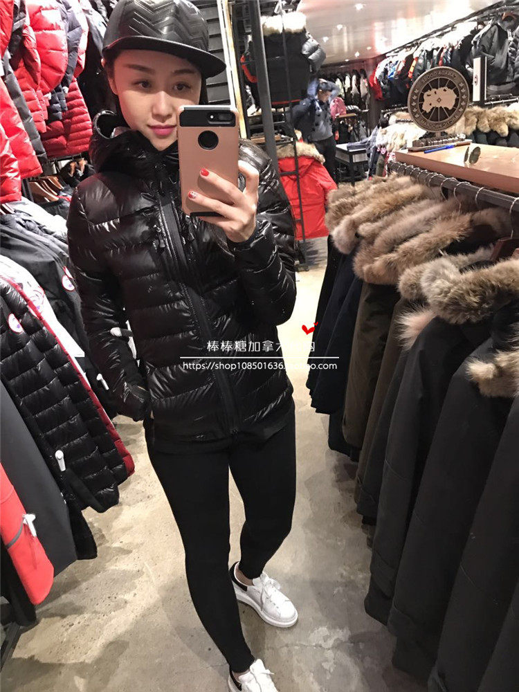 Canada Goose LADY HYBRIDGE LITE HOODY Women's Down Jacket