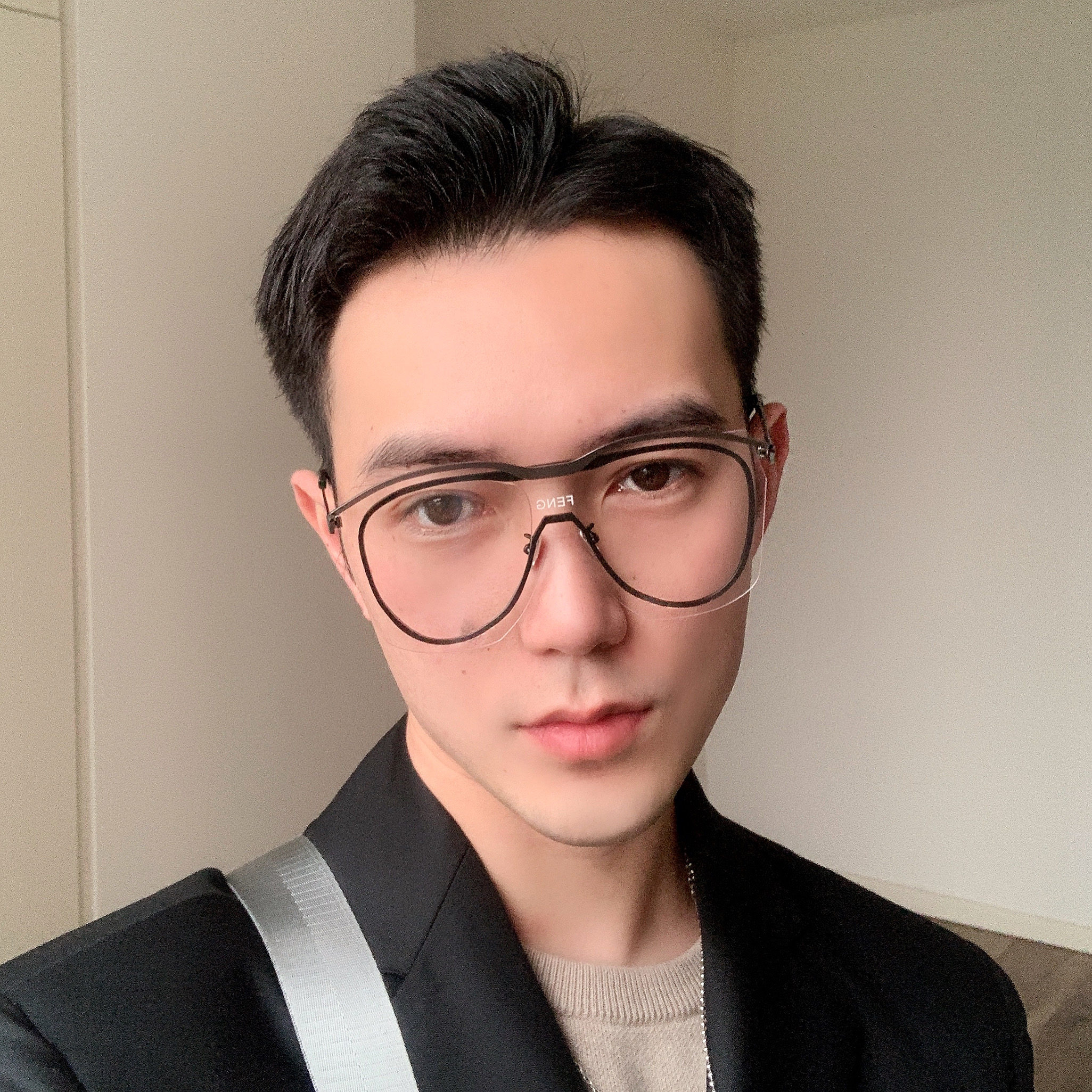 Han version of Cyberpunk male pilot large frame personality of skinny sunglasses anti-wind cord female round face