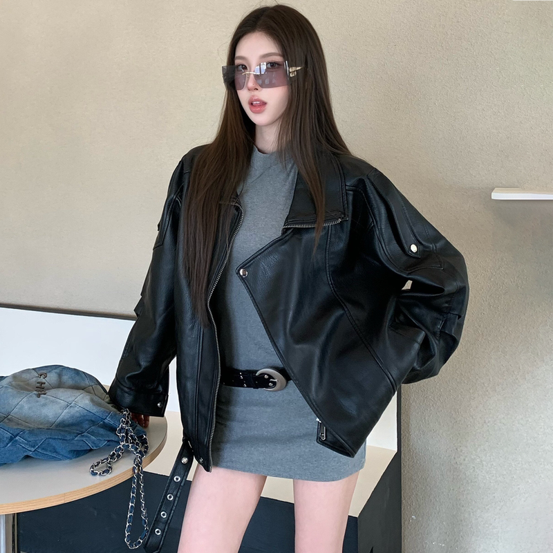 Black Cool and Stylish Leather Jacket for Women, 2026 Autumn New Loose-Fitting Pu Biker American Style Super Popular Thickened Leather Jacket