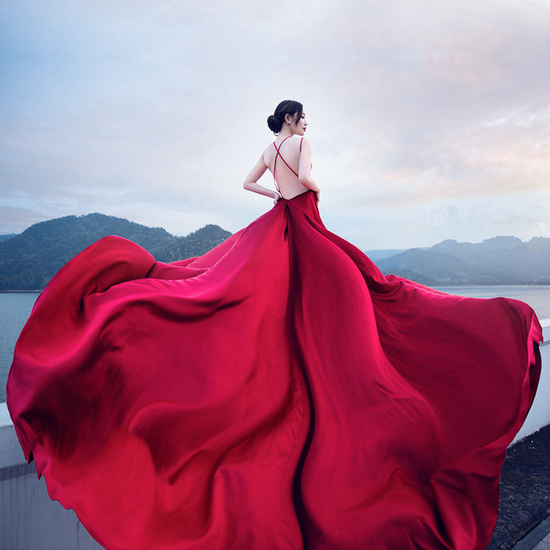 2022 new photo gallery themed clothing Breasted Red Dew Back Gown Lovers write True Brigade slapped Harness Trailing Wedding Dresses