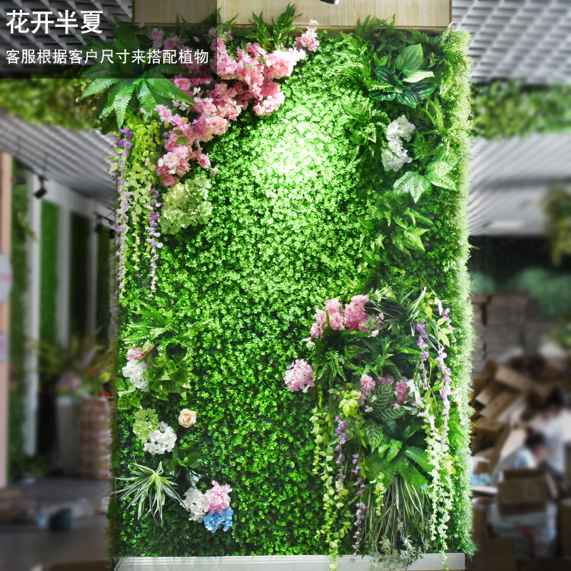 シミュレーション植物緑の植物の壁パイプドアヘッドプラスチック偽の花と植物吊り壁画像背景壁レストラン室内装飾