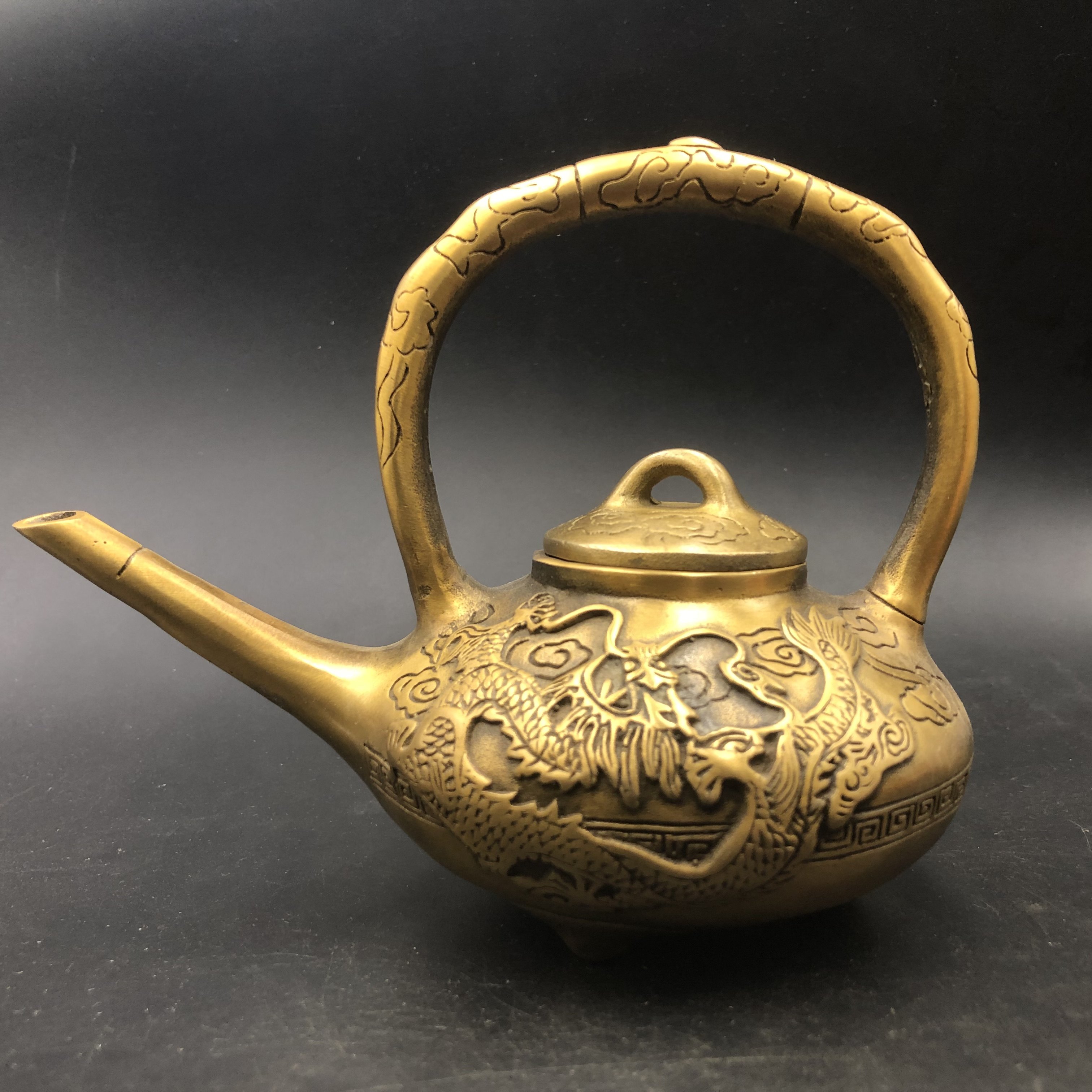Ancient Play Miscellaneous Dry Lund Copper Pot Dragon Take The Wine Teapot Teapot Home Swing the Dragon Head