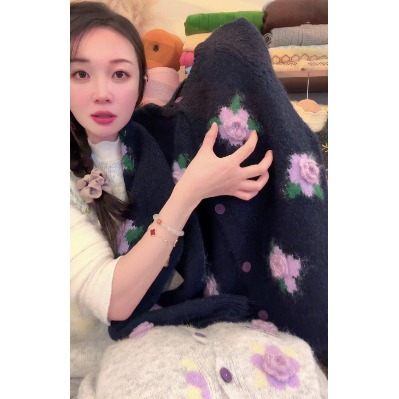 692 Camellia 3D Flower Sweater Cardigan for Women, Autumn and Winter Style, Soft and Fluffy 692 Camellia 3D Flower Sweater Cardigan for Women, Autumn and Winter Style, Soft and Fluffy