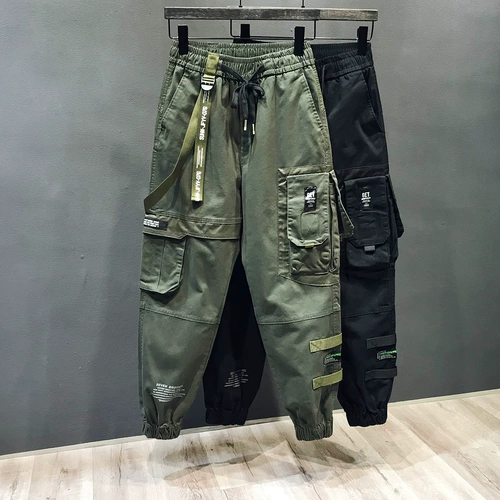 Осеннее термобелье, черные штаны, свободный крой