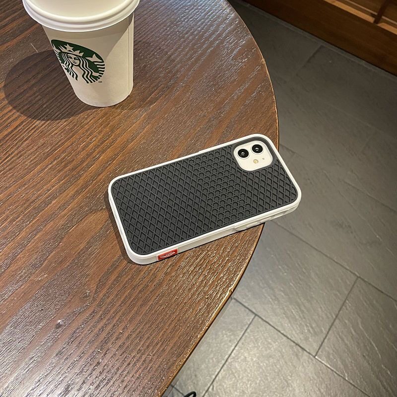Girls Vans Off The Wall Diamond Grip iPhone Case