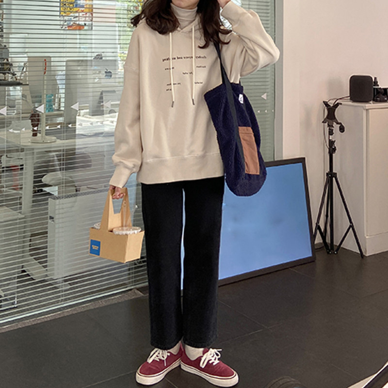 2022 autumn and winter new women's clothing fat girl large size pear-shaped body does not show the crotch college pants women's all-match show thin tide