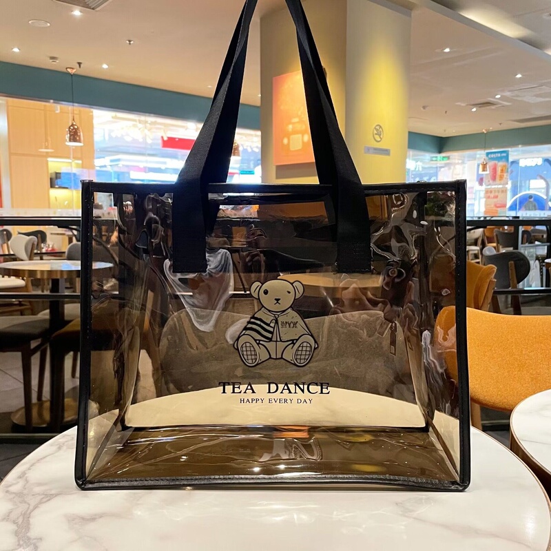 Transparent Tote Bag, Waterproof, Large-Capacity Commuter Bag, Thickened Shoulder Bag, Durable for Bathing, Sturdy Zipper Bag Transparent Tote Bag, Waterproof, Large-Capacity Commuter Bag, Thickened Shoulder Bag, Durable for Bathing, Sturdy Zipper Bag