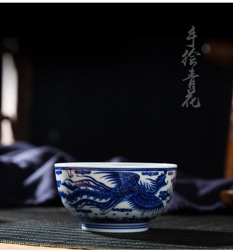 Jingdezhen ceramic masters cup heavy hand in extremely good fortune blue - and - white kung fu tea set single cup sample tea cup bowl