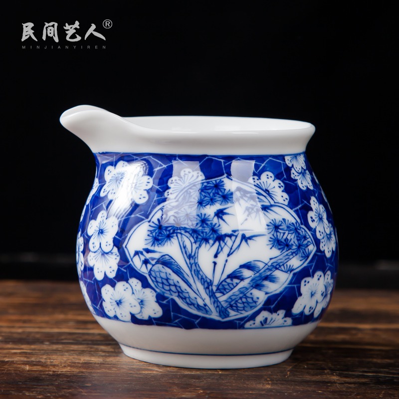 Jingdezhen ceramic fair keller hand - made heavy sample tea cup points tea kungfu tea set fair cup and cup size
