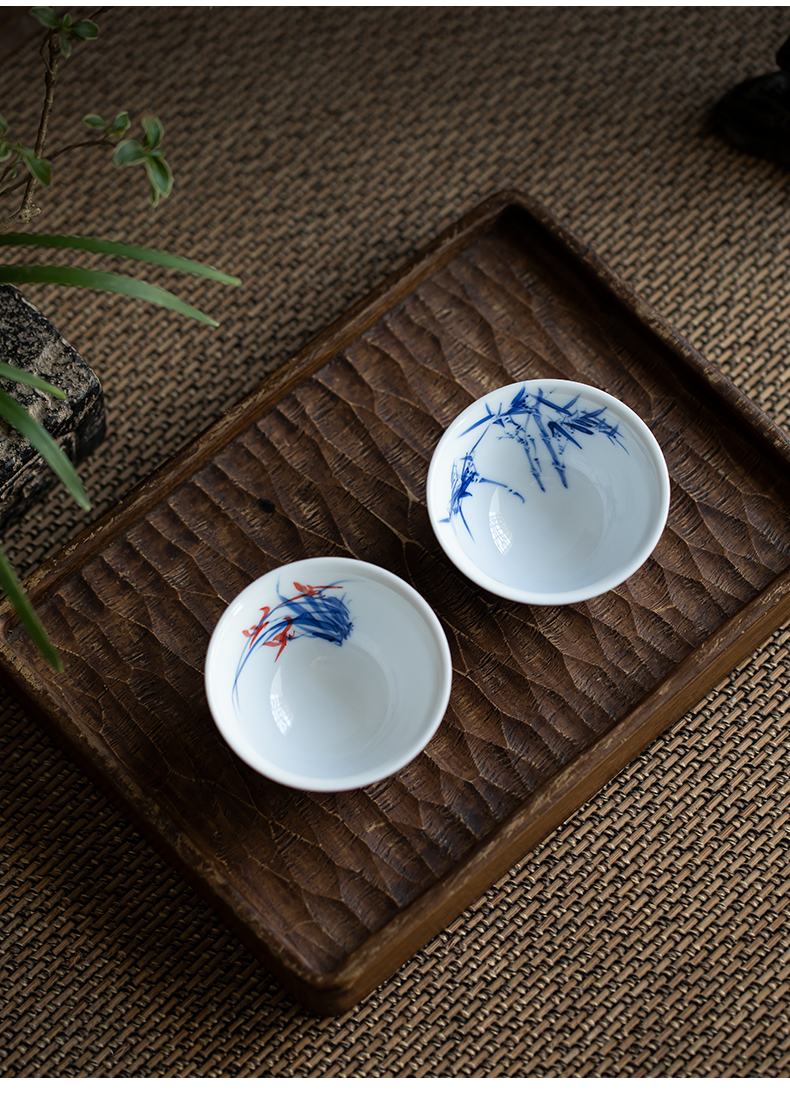 Jingdezhen blue and white sample tea cup ji red glaze hand - made the master sample tea cup cup freehand brushwork in traditional Chinese kung fu tea cup ruby red glaze
