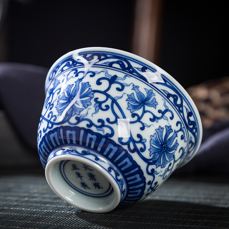 Hand - made master cup of jingdezhen ceramic blue tie up lotus flower sample tea cup all Hand bowl kung fu tea cups