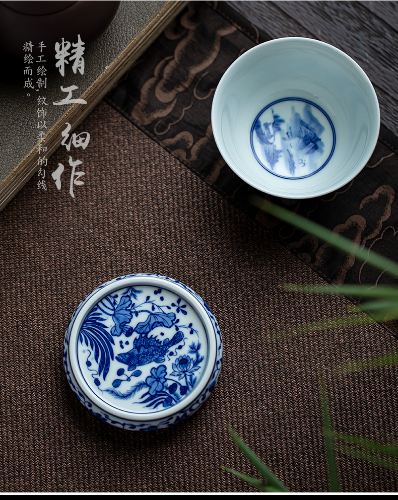 Pure manual hand - made to mackerel algal grain tea cover rear cover supporting ceramic lid on blue and white CiHu bearing