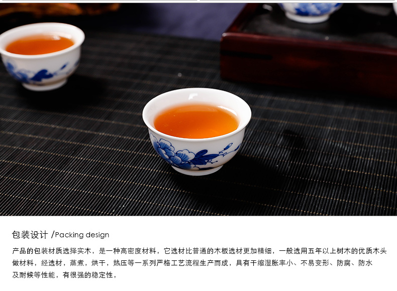 Blue and white hand work suit masters cup of jingdezhen ceramic kung fu tea cups sample tea cup pure manual single CPU