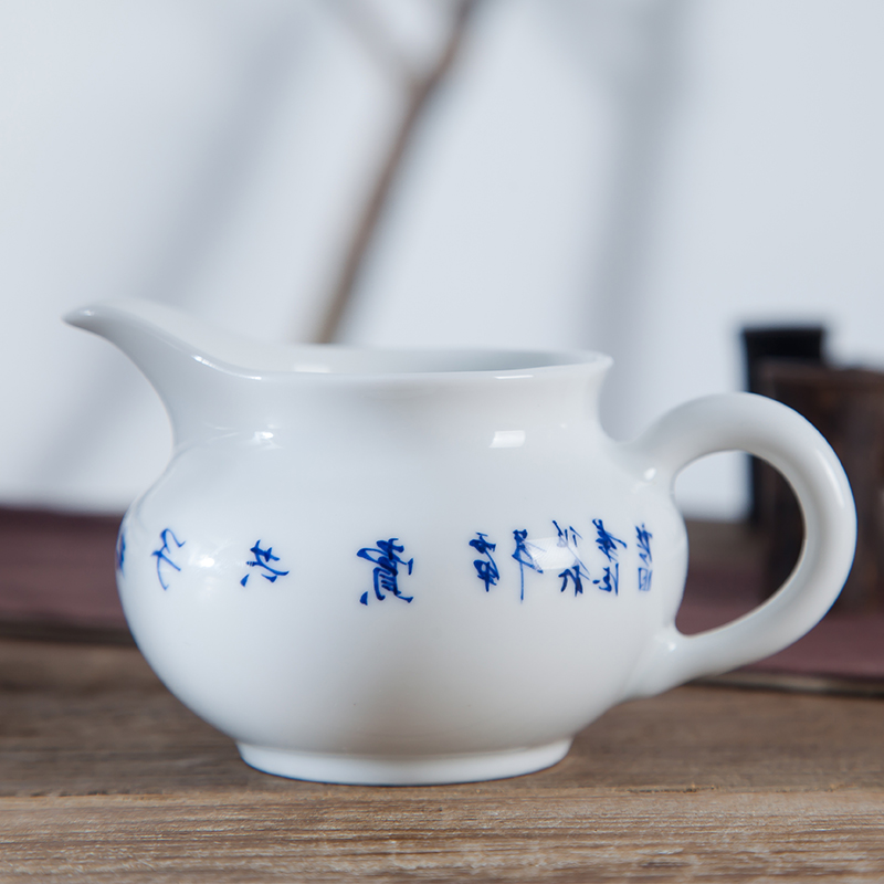 Jingdezhen ceramic thin foetus hand - made porcelain tea set points fair keller of tea put manual kung fu tea tea sea side